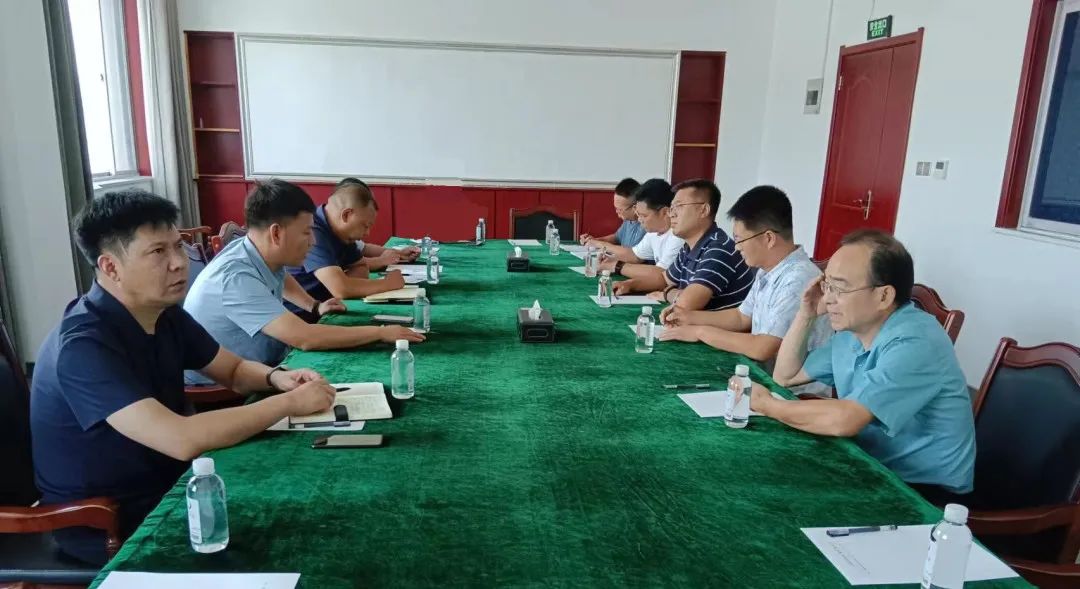 河南省非煤礦山管理辦公室副主任白艷勛來(lái)我公司調研