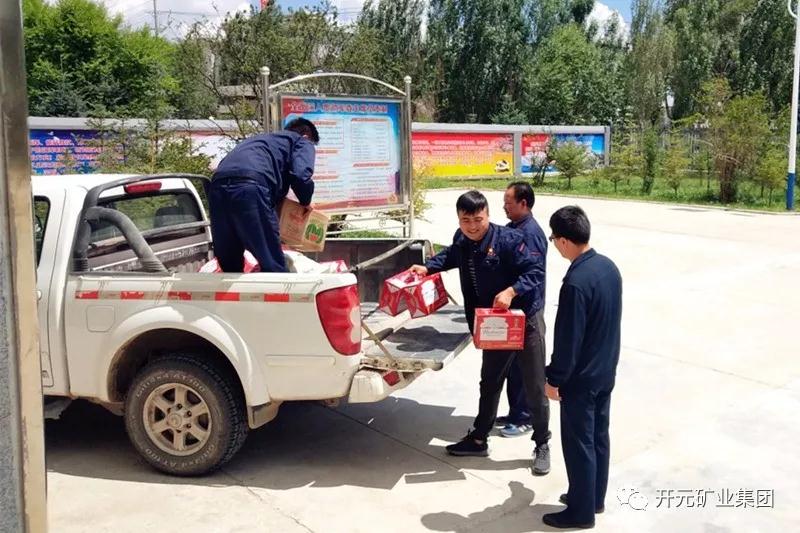 一家親│興海銅鑫慰問(wèn)部隊官兵，共話(huà)軍企團結魚(yú)水情